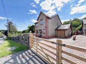 Photo 28- click for photo gallery